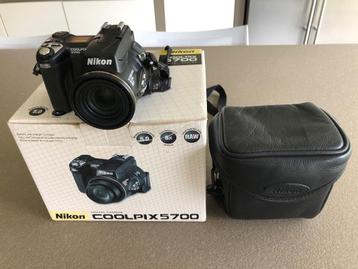 Nikon Coolpix 5700 beschikbaar voor biedingen