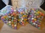 650 balletjes met speeltje 50 mm, Ophalen of Verzenden, Zo goed als nieuw