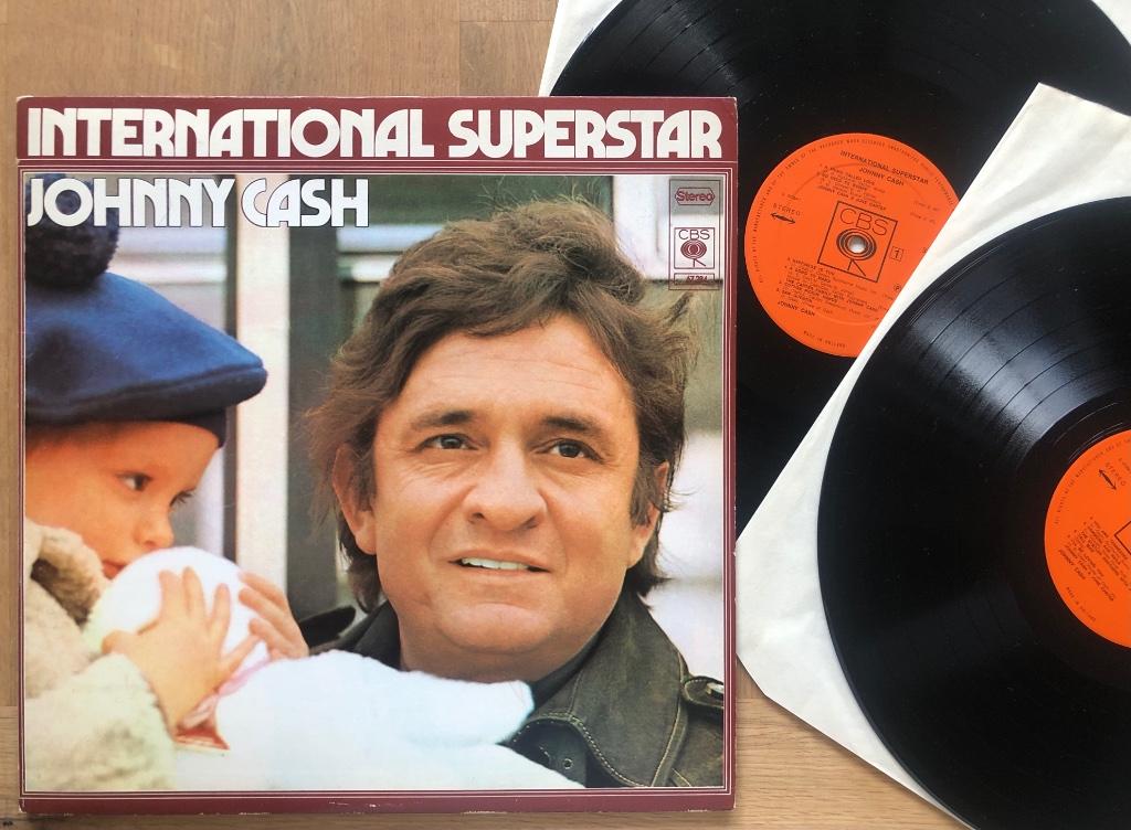JOHNNY CASH - International superstar ( 2LP ), Cd's en Dvd's, Vinyl | Country en Western, Zo goed als nieuw, 12 inch, Ophalen of Verzenden