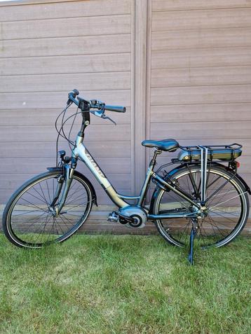 GIANT TWIST+ ELEGANCE ELEKTRISCHE FIETS [NIEUWSTAAT]  beschikbaar voor biedingen