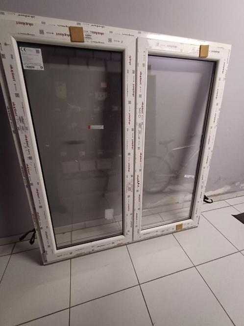 Nieuw chassis!!!!, Doe-het-zelf en Bouw, Raamkozijnen en Schuifdeuren, Nieuw, Kunststof, 75 tot 150 cm, 150 tot 225 cm, Inclusief glas