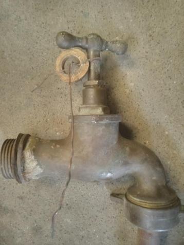 Robinet ancien en laiton, Antiquités & Art, Enlèvement ou Envoi