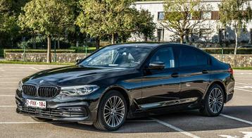 BMW 520i 2019*ZONNEDAK*CARPLAY*SPORTLINE*STOELVERWARMING* beschikbaar voor biedingen