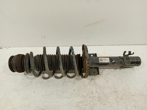 VEERPOOT RECHTS VOOR Skoda Fabia III (NJ3) (6C0413031AN), Auto-onderdelen, Ophanging en Onderstel, Skoda, Gebruikt