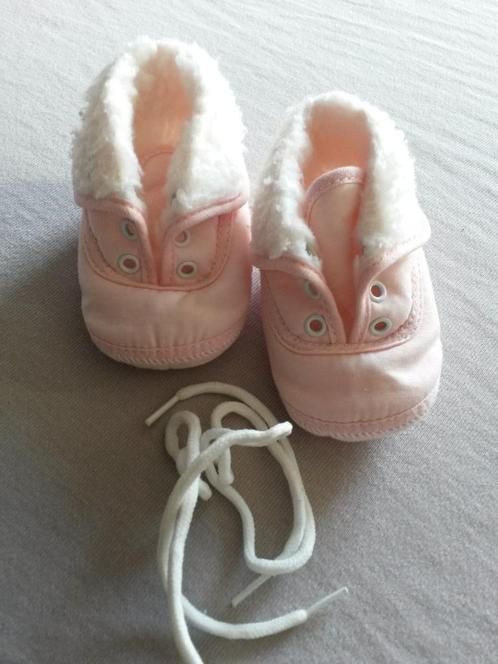 Retro baby slofjes - maat 50/56, Kinderen en Baby's, Babykleding | Maat 50, Zo goed als nieuw, Meisje, Overige typen, Ophalen of Verzenden