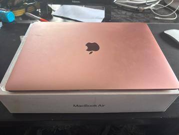 Macbook air M1 256gb 8gb  beschikbaar voor biedingen