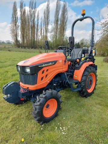 NIEUWE avenger minitractor 20pk  4x4 WEGTOELATING beschikbaar voor biedingen