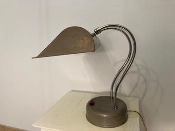 Authentieke vintage notaris bureaulamp beschikbaar voor biedingen