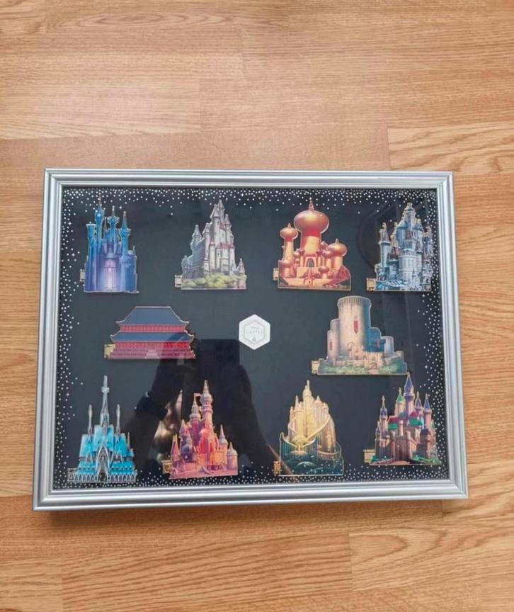 Cadre collector pin's château castle princesse Disney, Collections, Disney, Enlèvement