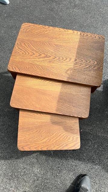 Table gigogne en bois 