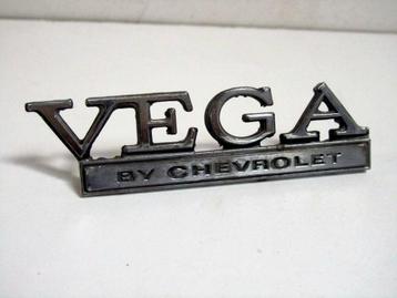 Chrome badge voor Chevrolet Vega 1976