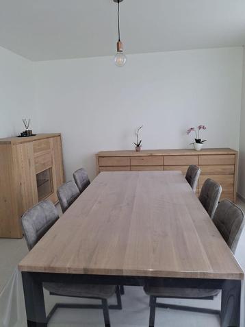 Eetkamer beschikbaar voor biedingen