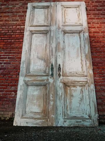 Antieke dubbele deuren herenhuis