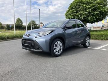 Toyota Aygo X Play  disponible aux enchères