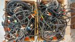 câbles : 2 boîtiers pleins, TV, Hi-fi & Vidéo, Câbles audio & Câbles de télévision, Enlèvement ou Envoi, Utilisé, Autres câbles