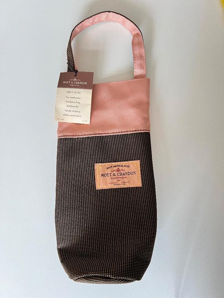 Sac isotherme Moët & Chandon Brut Rosé, Maison & Meubles, Cuisine | Ustensiles de cuisine, Neuf, Enlèvement ou Envoi