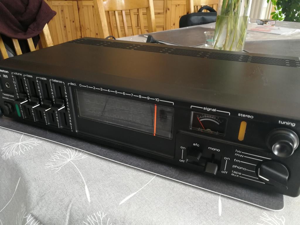 Radio Teleton TFS200 uit 1977 als NIEUW, Antiquités & Art, Antiquités | TV & Hi-Fi, Enlèvement ou Envoi