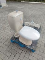 WC en lavabo . Schuifaf. Tuinstoelen.GRATIS, Huis en Inrichting, Ophalen