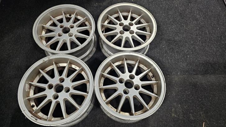 Set Originele Mim velgen Volkswagen en BMW 3 serie E30 4X100, Auto-onderdelen, Banden en Velgen, Banden en Velgen, Gebruikt, Ophalen