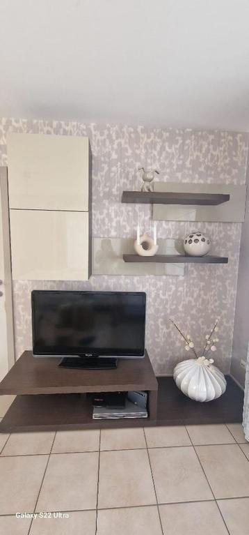 tv meubel beschikbaar voor biedingen