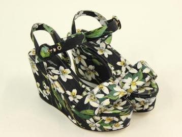 Dolce & Gabbana sandalen  beschikbaar voor biedingen