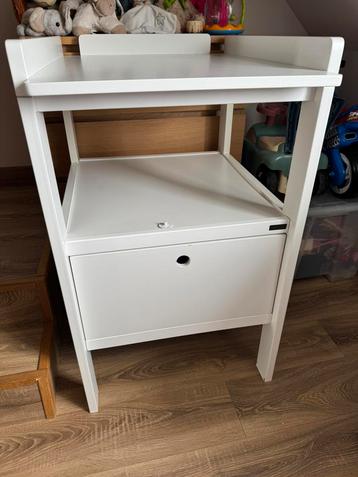 Table à langer pericles beschikbaar voor biedingen