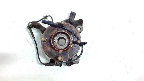 WIELNAAF RECHTS VOOR Ford Fiesta 6 (JA8) (01-2008/12-2017), Auto-onderdelen, Remmen en Aandrijving, Ford, Gebruikt