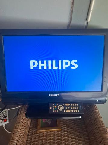 Kleine flatscreentelevisie van 48 cm beschikbaar voor biedingen