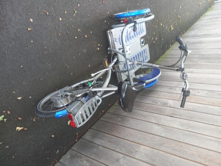 rolstoel fiets met electrische steun VELOPLUS, Diversen, Rolstoelen, Gebruikt, Ophalen