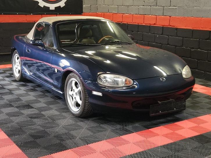 Mazda MX5 1.6i 16v avec hard-top, Auto's, Mazda, Bedrijf, Te koop, MX-5, Benzine, Cabriolet, 2 deurs, Handgeschakeld, Blauw, Beige