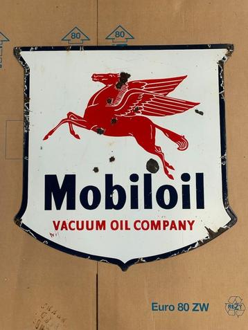 Mobiloil Pegasus emaille reclamebord 68cm x 68cm origineel beschikbaar voor biedingen