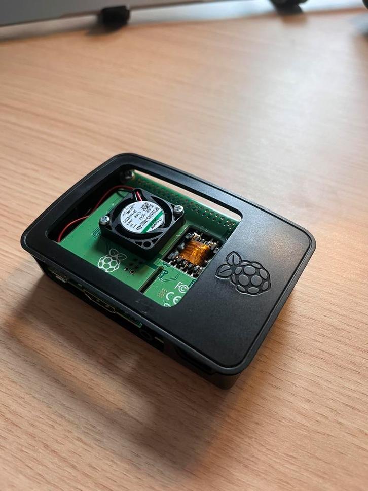 Raspberry Pi 3B + boîtier noir + PoE HAT + 8 Go de microSD, Informatique & Logiciels, Processeurs, Comme neuf, Enlèvement ou Envoi