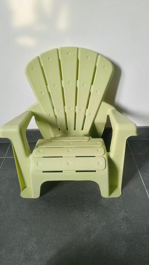 Baby peuter muntgroene plastic zit stoel, Kinderen en Baby's, Kinderkamer | Tafels en Stoelen, Zo goed als nieuw, Stoel(en), Ophalen of Verzenden