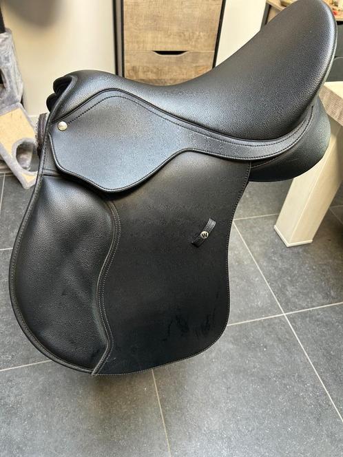 Wintec hart 500 16,5, Dieren en Toebehoren, Paarden en Pony's | Zadels, Nieuw, Recreatie, Ophalen