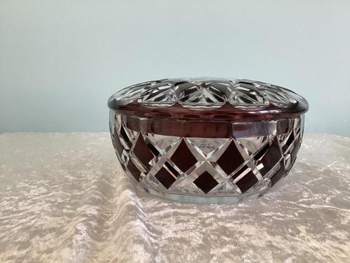 Bonbonniere / Snoepjesdoos in kristal. 056/CC., Antiek en Kunst, Antiek | Glaswerk en Kristal, Ophalen