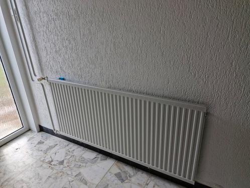 4 radiatoren te koop, Doe-het-zelf en Bouw, Verwarming en Radiatoren, Gebruikt, Ophalen