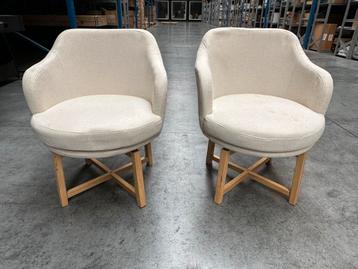 Set van 2 eetkamerstoelen beige beschikbaar voor biedingen