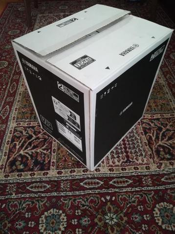 Yamaha NS-BP102 bookshelf speakers beschikbaar voor biedingen
