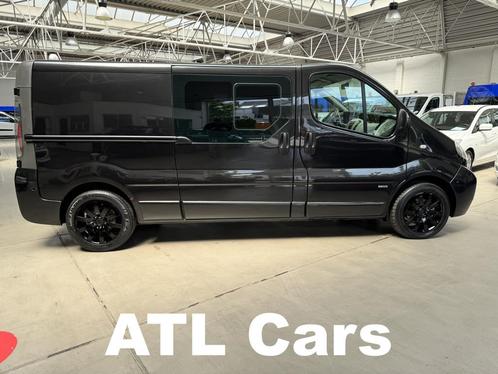 Opel Vivaro 2.5DIESEL| DUBBEL CABINE| LICHTE VRACHT| TREKHAA, Auto's, Bestelwagens en Lichte vracht, Bedrijf, Te koop, ABS, Airbags