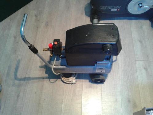 Compresseur Kinzo 24L, Doe-het-zelf en Bouw, Compressors, Gebruikt, 6 tot 10 bar, Minder dan 25 liter, Minder dan 200 liter/min