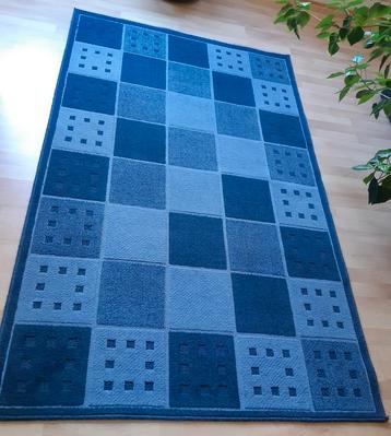 Tapis mosaïques bleues  beschikbaar voor biedingen