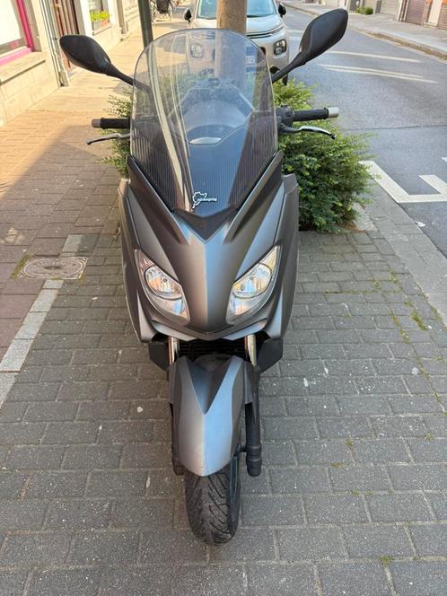 YAMAHA XMAX 125CC 2013 ABS POT AKRAPOVICH NIKKEL 1250€, Motoren, Motoren | Yamaha, Particulier, Scooter, 11 kW of minder, 1 cilinder