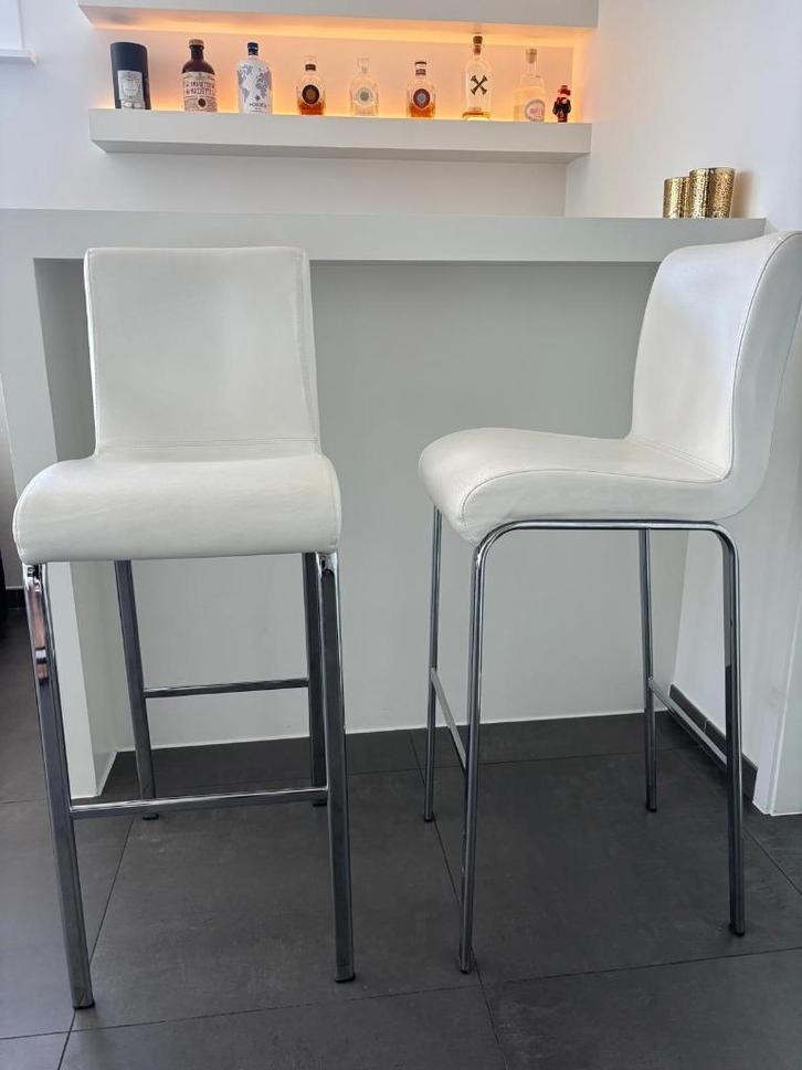 Barkruk wit leder  - Designermerk MIDJ - Type Stone, Huis en Inrichting, Barkrukken, Gebruikt, 60 tot 90 cm, Leer, Ophalen