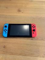 Nintendo Switch + 5 jeux, Enlèvement, Comme neuf, Avec 3 manettes ou plus, Switch Original