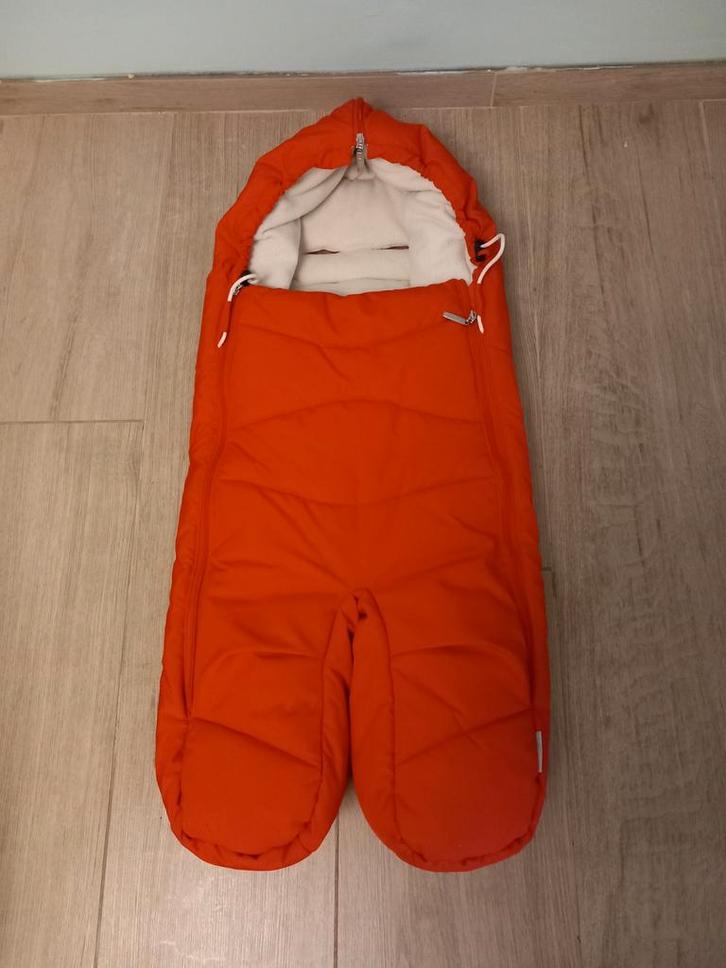Stokke rode voetenzak, Kinderen en Baby's, Kinderwagens en Combinaties, Zo goed als nieuw, Kinderwagen, Ophalen