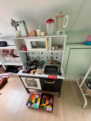 Speelkeuken ikea beschikbaar voor biedingen