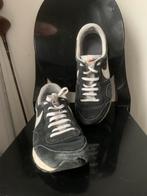 Nike Air Vintage zwart/wit - Maat 45 EU (10 UK) - Zweden, Ophalen of Verzenden, Gedragen