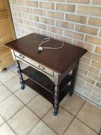 Houten kastje met stopcontacten gemonteerd, Huis en Inrichting, Gebruikt, 50 tot 100 cm, Minder dan 100 cm, 50 tot 75 cm