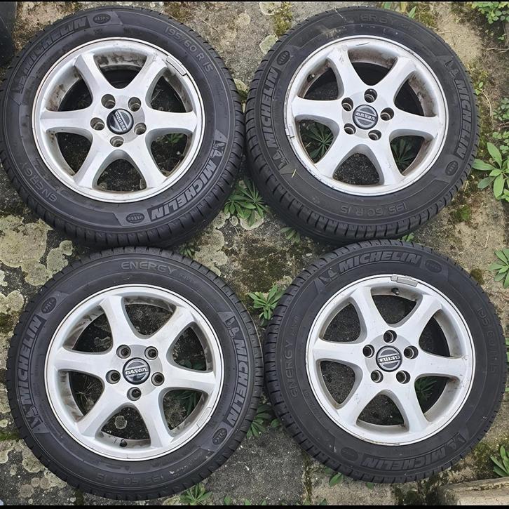 Volvo velgen 15 inch, Auto-onderdelen, Banden en Velgen, Velg(en), Zomerbanden, 15 inch, 195 mm, Personenwagen, Gebruikt, Ophalen