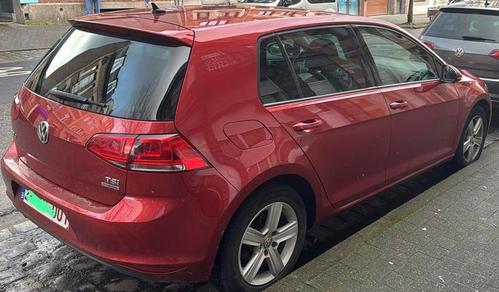Golf 7 1.2 TSi Highline, Autos, Volkswagen, Particulier, Essence, 5 portes, Boîte manuelle, Rouge, Noir, Enlèvement